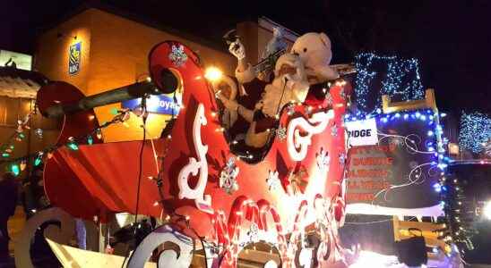 Santa Claus parade returning to downtown Chatham