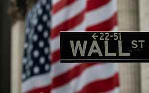 Wall Street loses momentum as it digest labor market report