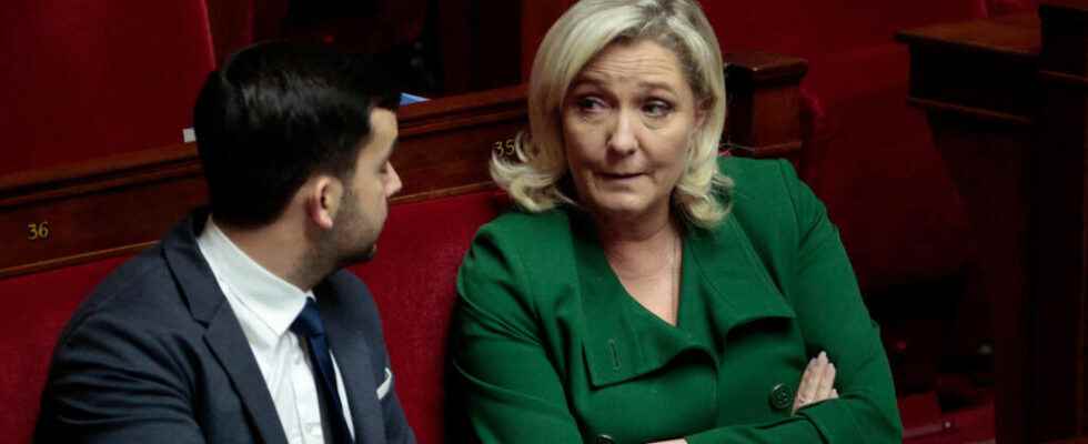 What does Marine Le Pen play