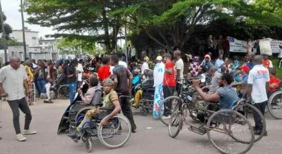 demonstration of hundreds of people with disabilities in Kinshasa
