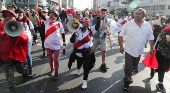 in Lima demonstrators call for the resignation of President Castillo
