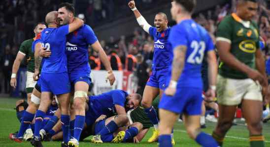 the France team defeats South Africa after a huge physical