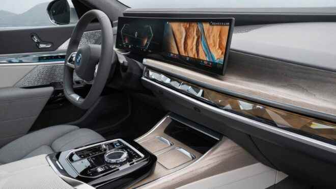 1670800907 516 The new BMW 7 Series is on sale in Turkey