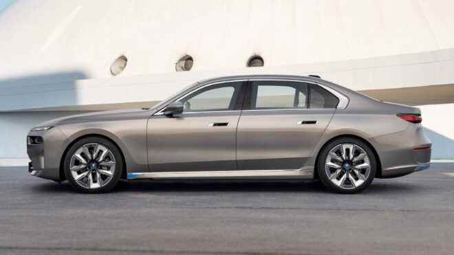 1670929535 389 BMW i7 price and features announced for Turkey