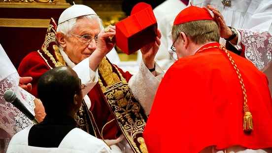 Archbishop Eijk calls deceased Benedict a pope after Jesus heart