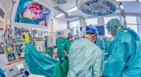 Artificial intelligence to the rescue of surgery