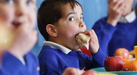 Autism Olivier 10 reinstated in the canteen after being excluded