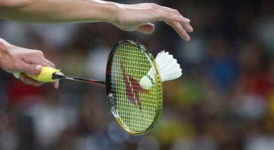 Badminton players BC Amersfoort start relegation group with victory