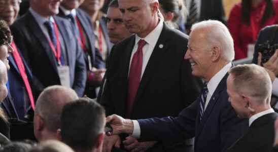 Biden in Arizona to tout his semiconductor policy