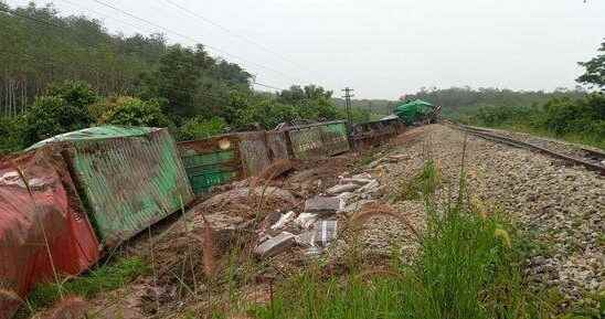 Bomb attack on freight train in Thailand