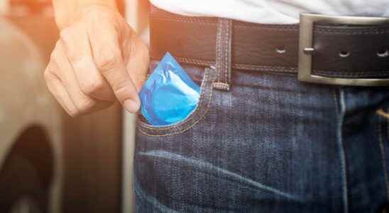 Condoms will be available free of charge for 18 25 year