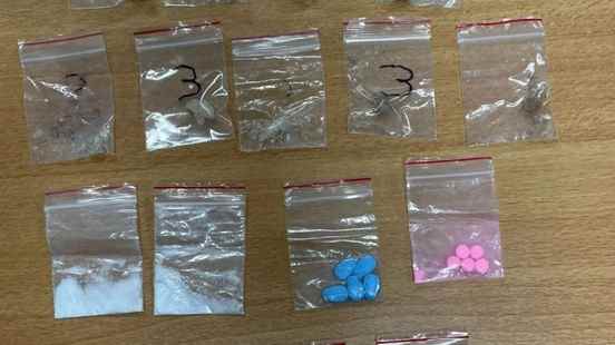 Dealers arrested trying to sell drugs to plainclothes officer