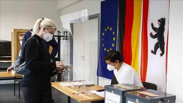 Debate on Germanys agenda Lets lower the voting age to