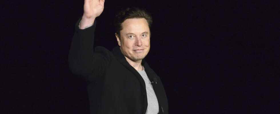 Elon Musk announces letting go of the reins of Twitter