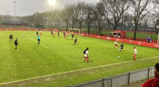FC Utrecht down in soaking wet exhibition game