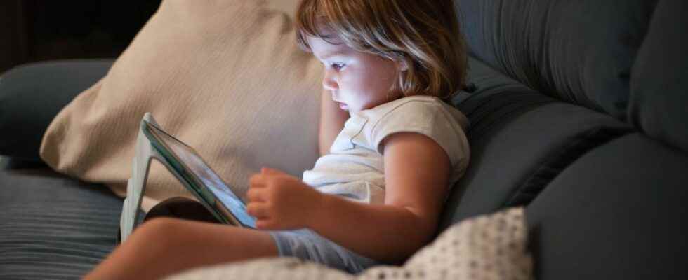 Giving your child a screen to calm them prevents them
