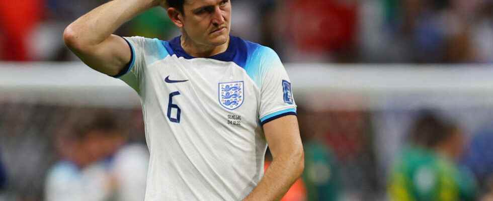 Harry Maguire an English turkish head against the Blues