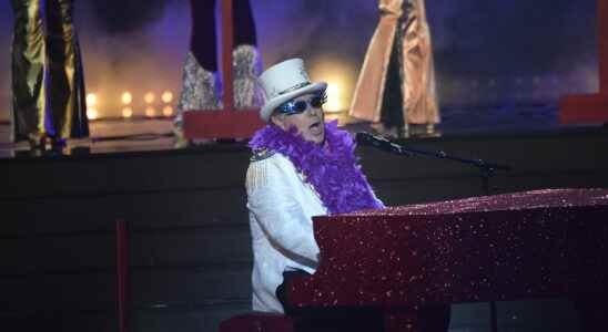 Jean Pierre Foucault his disguise of Elton John caused a sensation