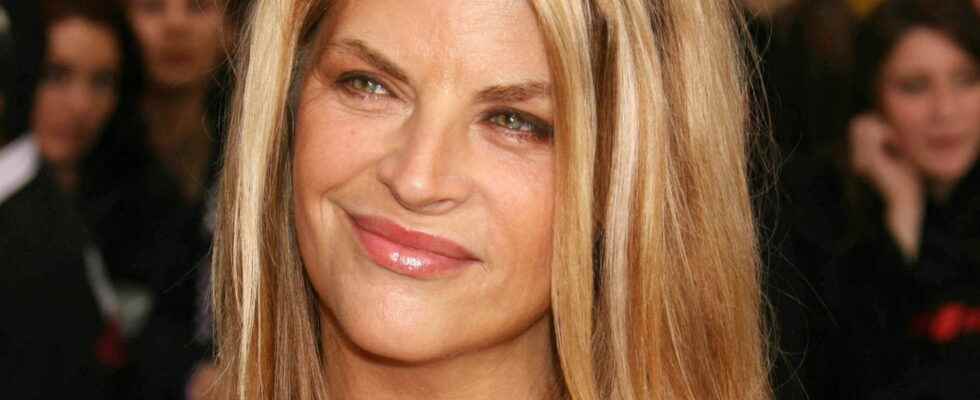 Kirstie Alley the actress dies of a devastating cancer at
