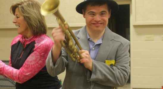Sarnia theater group is ready to spread a little sunshine