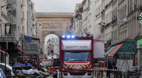 Stupor anger and sadness after the shooting in Paris