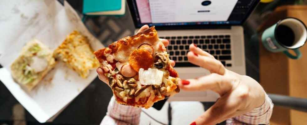 Telecommuting employees eat faster less balanced and snack more