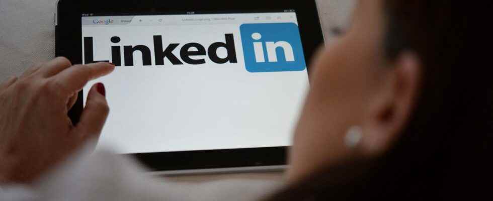 The best way to land a job on LinkedIn