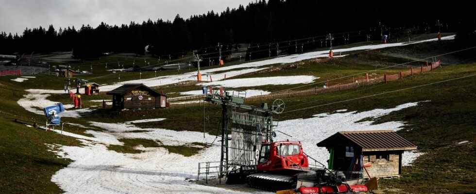 Why are half of the ski slopes in France closed