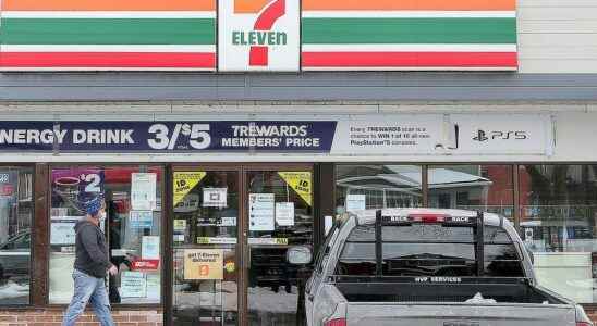 1673133517 7 Elevens application to serve alcohol in Chatham still proceeding