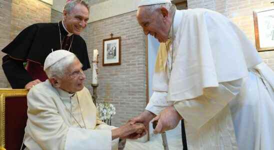 Benedict XVI spoke to Catholics Francis to Christians the strange