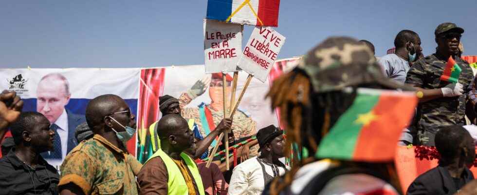 Burkina Faso imbroglio around the departure of French troops