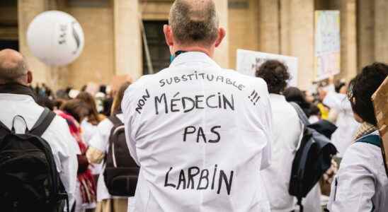 Doctors strike the end of the movement