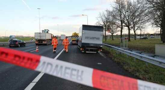 Driver takes off and leaves a van with suspected drug