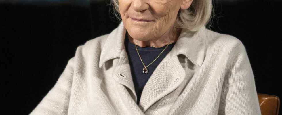 Elisabeth Badinter France is gerontophobic