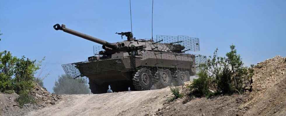 France announces the shipment of light combat tanks to Ukraine