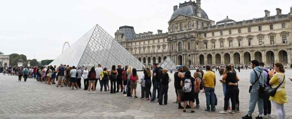 In France museums have almost found their visitors