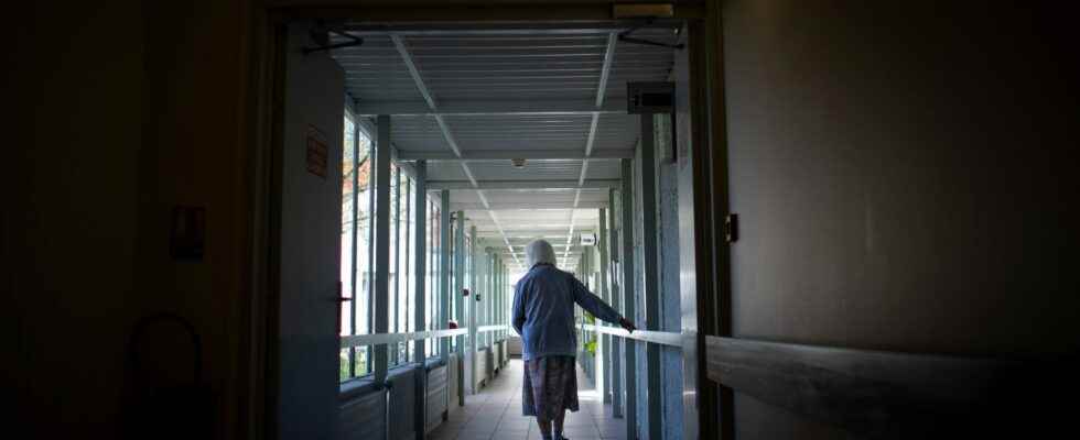 In nursing homes abusive confinements have persisted since the Covid