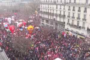 Macron demonstrations strikes provocation… the eternal repetition until when
