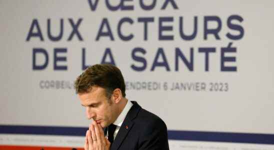 Meetings negotiations standoffs how Macron is agitating to save his
