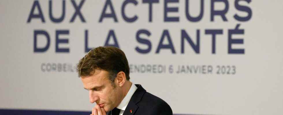 Meetings negotiations standoffs how Macron is agitating to save his