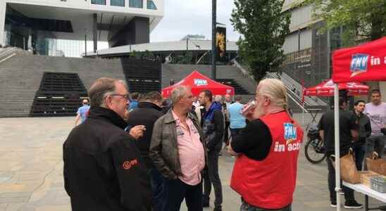 National strike for regional transport after failed collective bargaining
