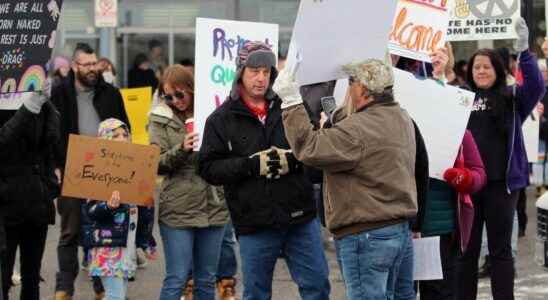 Protesters clash with love themed rally at Sarnia store ahead of