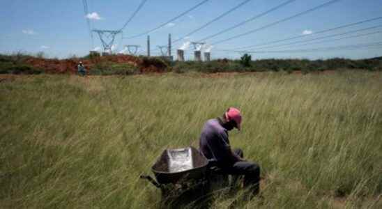 Repeated power cuts a danger for the economy in South