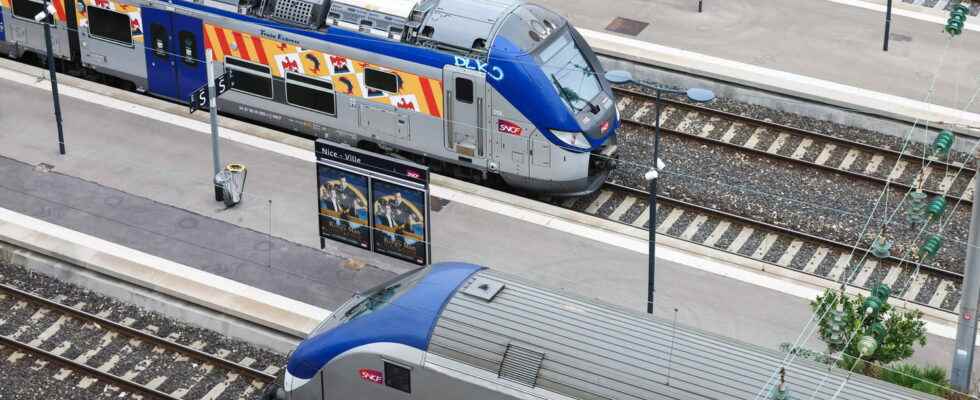 SNCF strike another strike date against pension reform