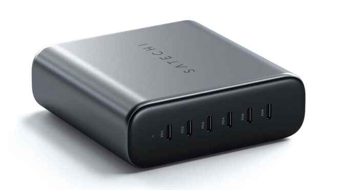 Satechi introduced a six port charger that stands out with its