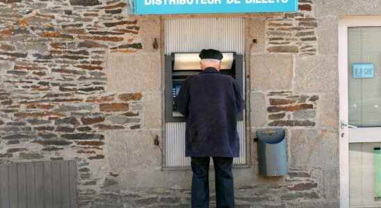 The first ATM is 12 kilometers away rural France faced