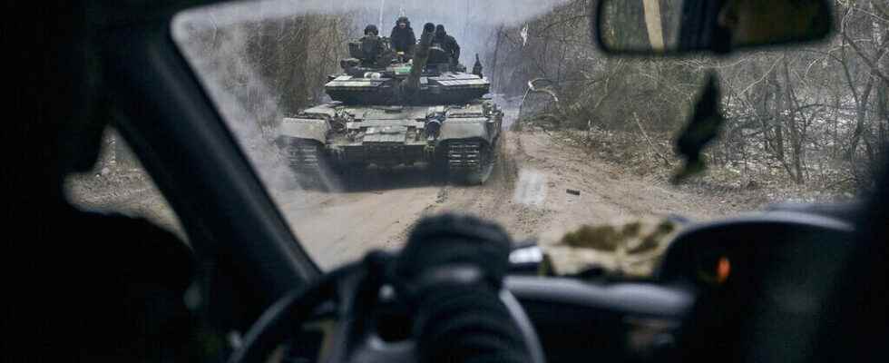 The reluctance of Westerners to send tanks to Ukraine mocked