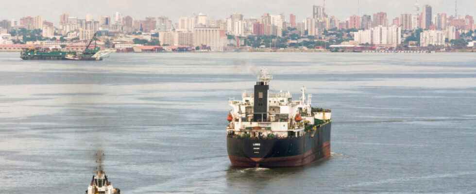 US to resume Venezuelan oil imports