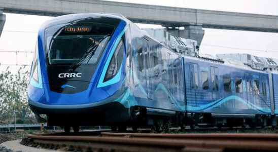 Worlds fastest hydrogen based passenger train goes into use