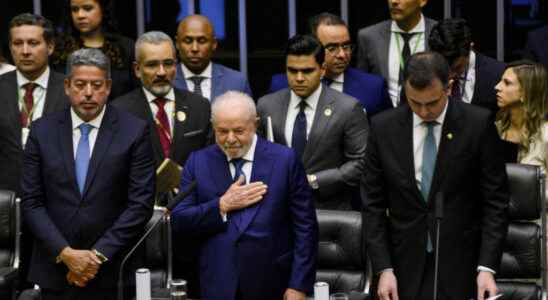 the crowd invades Brasilia Lula sworn in as president for
